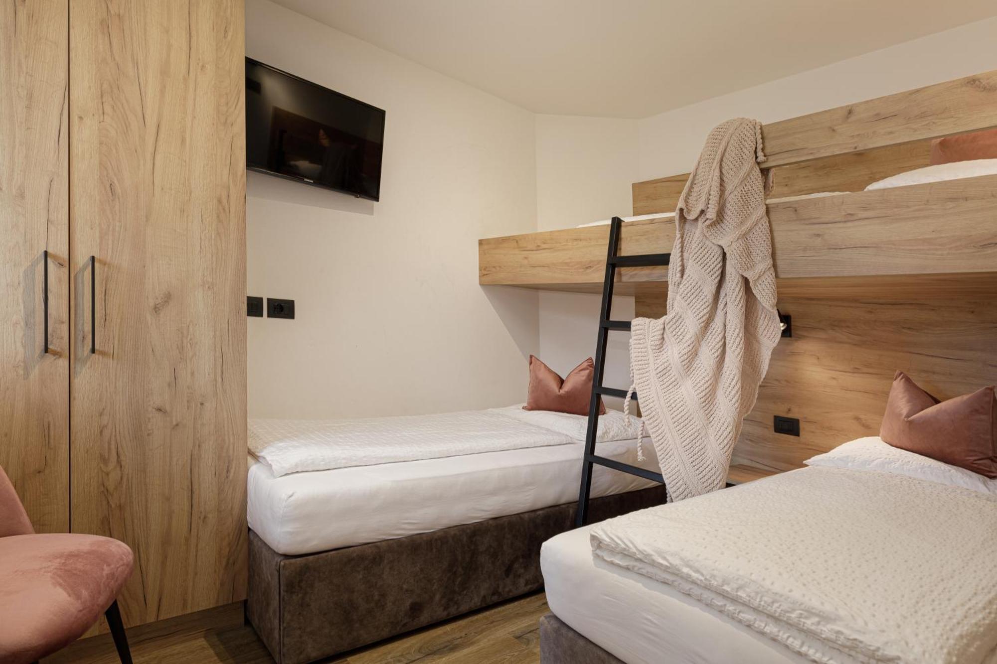 Family Aparthotel Winklwiese Olang Eksteriør bilde